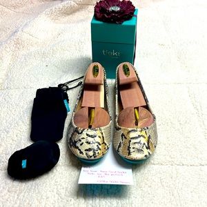 Tieks Size 8 Sand Snake